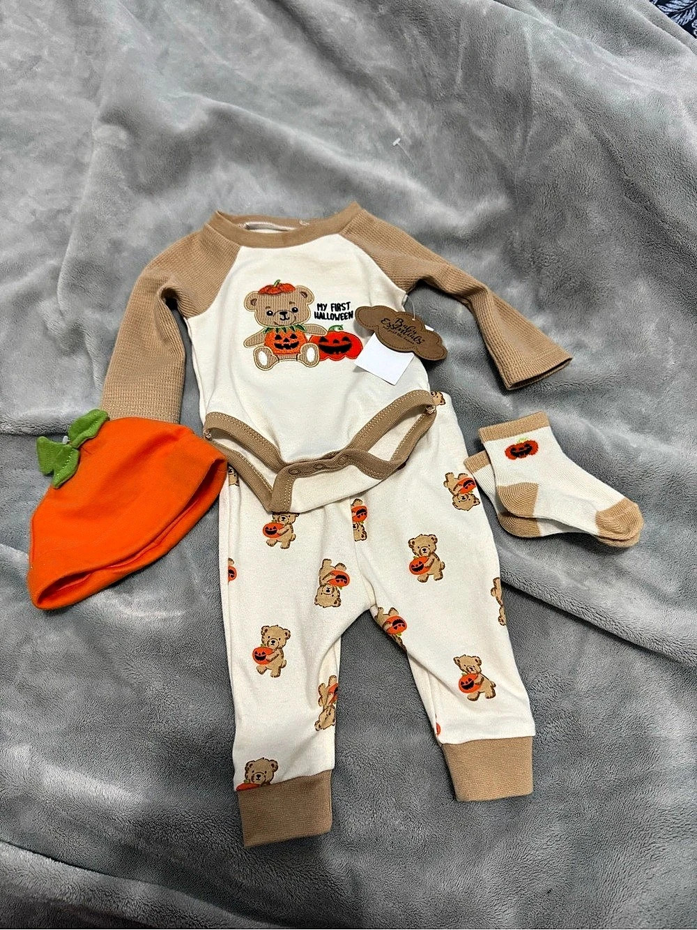 Baby Essentials My First Halloween Bear 4-Piece Layette Set Layette Set White &